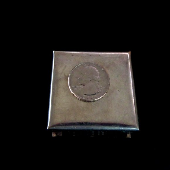 Mixed metal silver & brass tin pill or trinket box - Hearts - Valentines Day - Picture 7 of 8